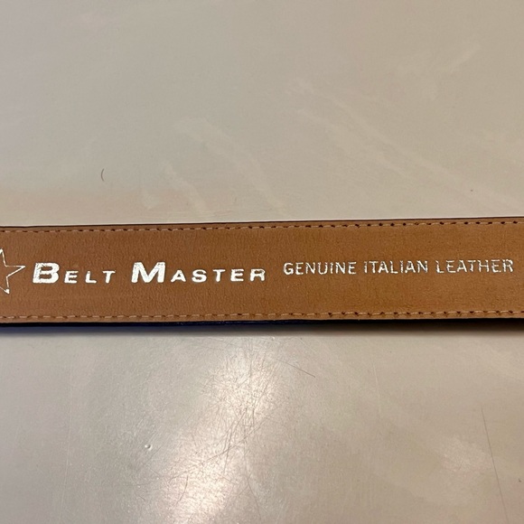 Black Belt with Ornate Buckle - Picture 10 of 12